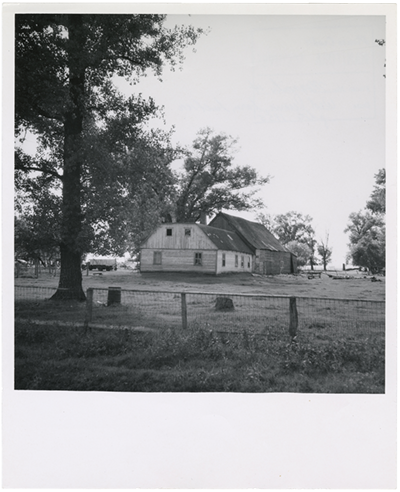 Photographie de la ferme familiale Abram et Agatha Friesen